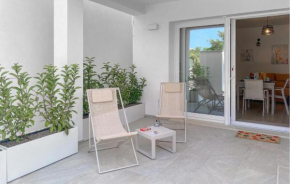Nice Apartment In Marina Di Modica With Wifi